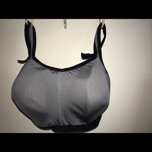 NATORI GRAY/BLACK BRA 34H.